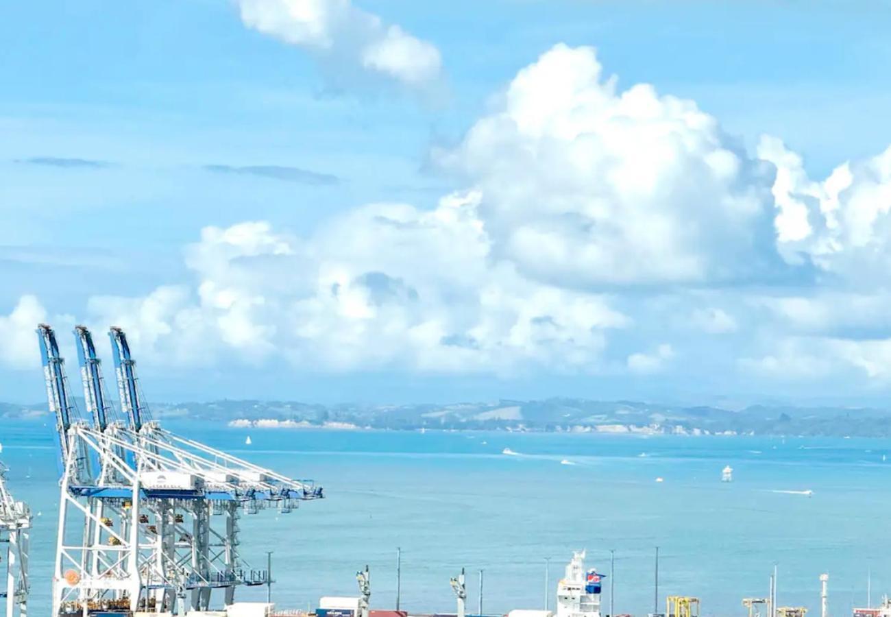 Magnificent Skytower, Sea, Habour View In Cbd Apartment Auckland Exterior photo