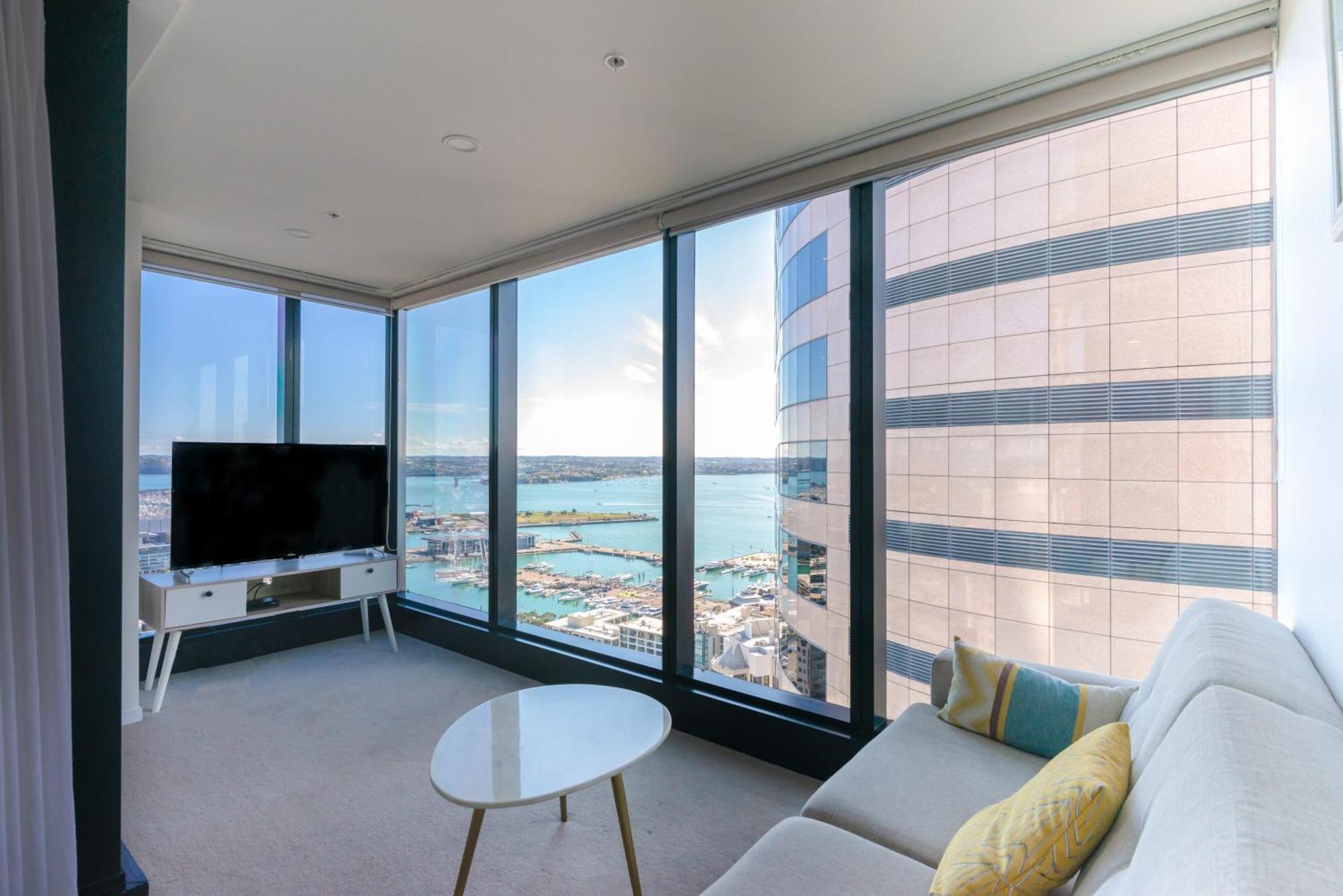 Magnificent Skytower, Sea, Habour View In Cbd Apartment Auckland Exterior photo